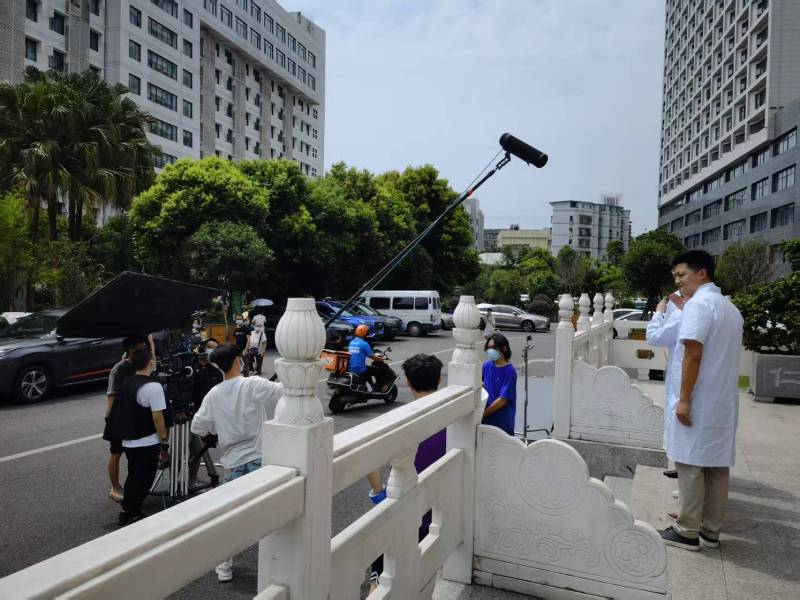 克山县广告片拍摄公司低成本实现高规格制作的诀窍